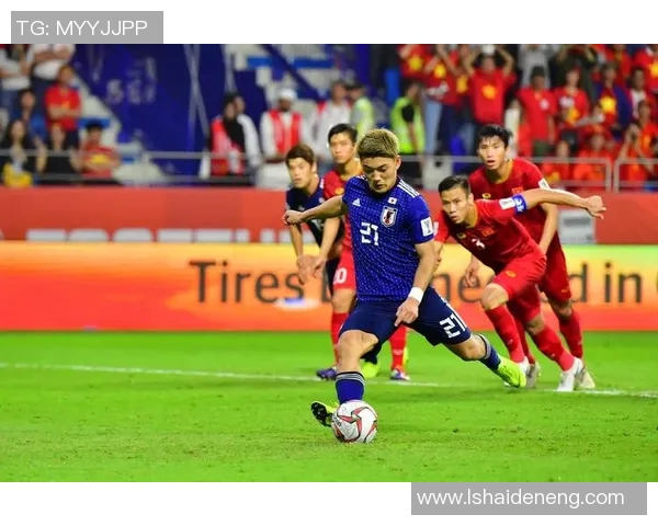 日本足球明星面具造型精彩瞬间大盘点