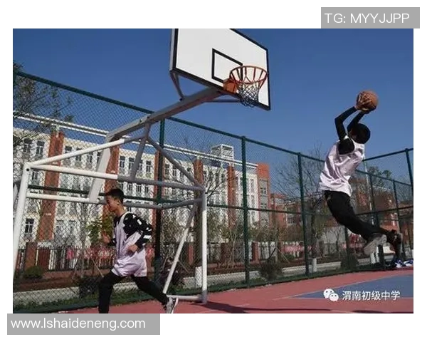 三号篮球明星的艺术之旅：用画笔描绘梦想与激情